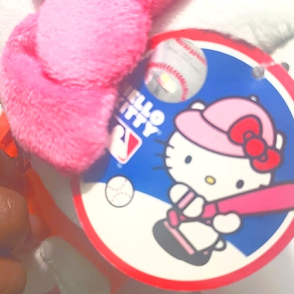 SF Giants Hello Kitty Plush NWT MLB Sanrio - Picture 2 of 7